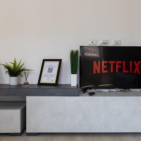 Duomo Home - 6 Stops From Duomo, 5Min From Central Station, Ac, Netflix, Milan Exterior photo